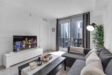 55 SW 9th St unit 1705, Miami, FL 33130 - photo 5