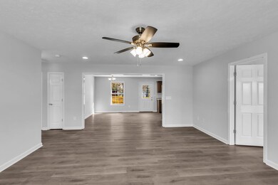 5196 Old Manchester Hwy, Tullahoma, TN 37388 - photo 4