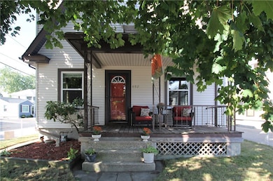 492 Benefit St, Pawtucket, RI 02861 - photo 3