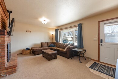 912 N 29th St MLS-16