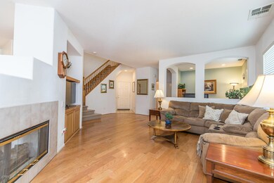 27642 Timber View Ct Santa-large-005-001