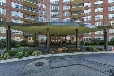 Imperial Towers unit 608, Chestnut Hill, MA 02467 - photo 4