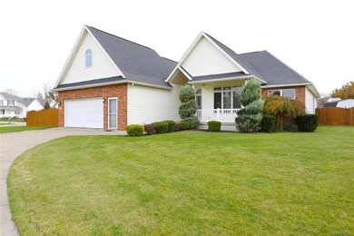 7153 Blue Heron Ct, Niagara Falls, NY 14304 - photo 2