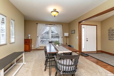 28 Nicholas Ct, Eldridge, IA 52748 - photo 5