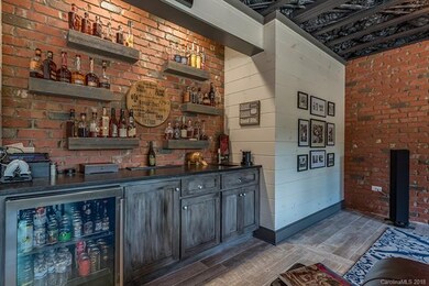 This entertainment area will make everyone happy! 
