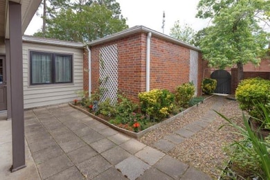 Private Courtyard
