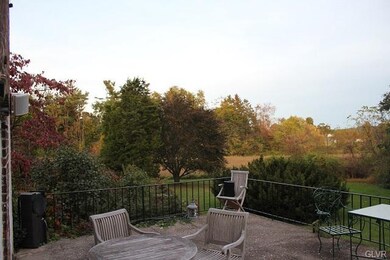 6101 Chestnut St, Zionsville, PA 18092 - photo 4