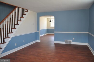 39 Branford Rd, Darby, PA 19023 - photo 3