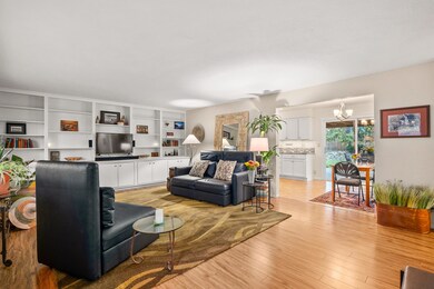 905 Comet Ave, Central Point, OR 97502 - photo 3