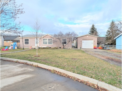 2209 Terra Lee Ct, La Grande, OR 97850 - photo 2