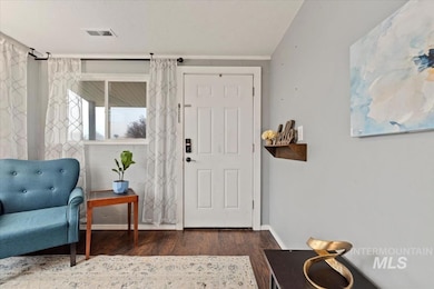 109 E 8th N, Mountain Home, ID 83647 - photo 3