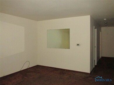 Living Room (14x12)