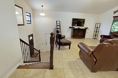 EntryStairway_5845
