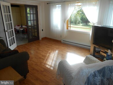 32 Columbia St, Harpers Ferry, WV 25425 - photo 6