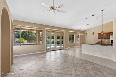 05-Living Area