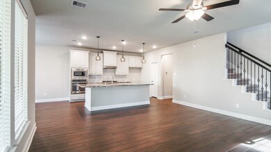 16 Centennial Ridge Place, the Woodlands, TX 77354 - photo 7