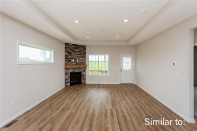 9817 Regatta Ln, Johnston, IA 50131 - photo 5