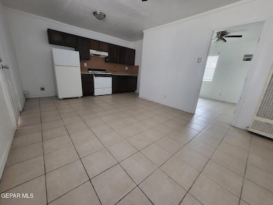 4014 Lincoln Ave unit 2, El Paso, TX 79930 - photo 3