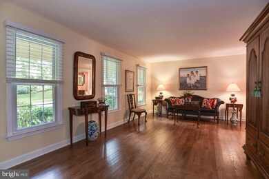 10919 Billingsgate Row, Columbia, MD 21044 - photo 2