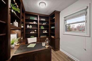 Amish-built Office