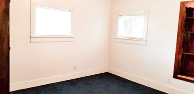 239 W Cleveland Ave, Elkhart, IN 46516 - photo 7