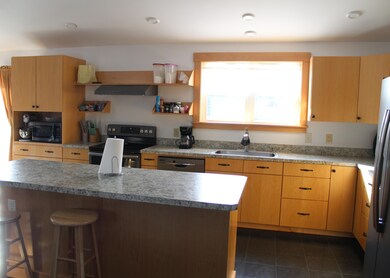 30 Bartlett St, Gardiner, ME 04359 - photo 5