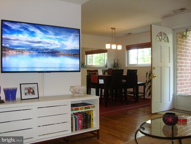 521 Epsom Rd unit 1B, Towson, MD 21286 - photo 3