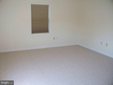 205 Hailey Ln unit I2, Strasburg, VA 22657 - photo 6