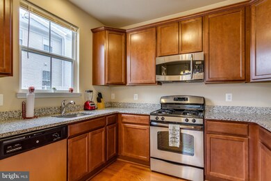 4801 Potomac Highlands Cir, Triangle, VA 22172 - photo 2