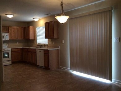 12332 Chiseled Stone Dr, Fishers, IN 46037 - photo 7