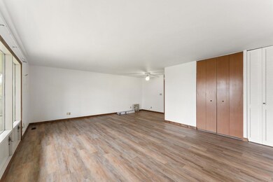 204 W 15th St, La Porte, IN 46350 - photo 4