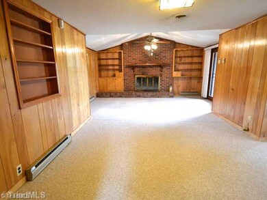 6614 Coltrane Mill Rd, Greensboro, NC 27406 - photo 5