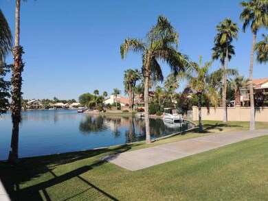 1041 S Copper Key Ct, Gilbert, AZ 85233 - photo 2