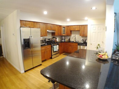220 Longfellow Dr unit 20, Bethlehem, NH 03574 - photo 2