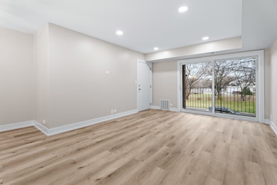 129 W Brandon Ct unit D23, Palatine, IL 60067 - photo 6