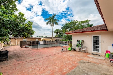 18890 SW 184th St, Miami, FL 33187 - photo 6