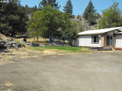 200 Scenic Dr N, Canyon City, OR 97820 - photo 2
