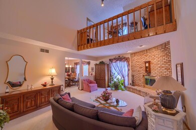 4609 Sandringham Dr (14)