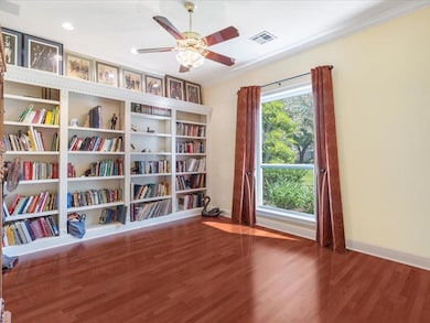 Study/Office w/ built-ins and hardwood floors