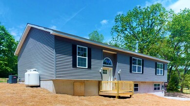 825 Milford Rd, Dingmans Ferry, PA 18328 - photo 7