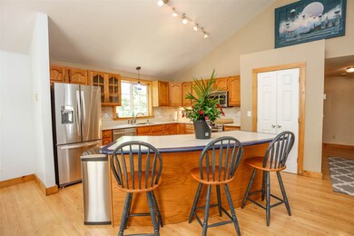 9 Old Fort Ln, Dunbarton, NH 03046 - photo 7