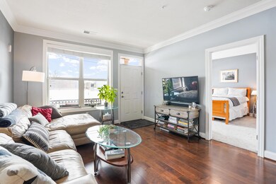 945 Ingleside Ave, Columbus, OH 43215 - photo 5