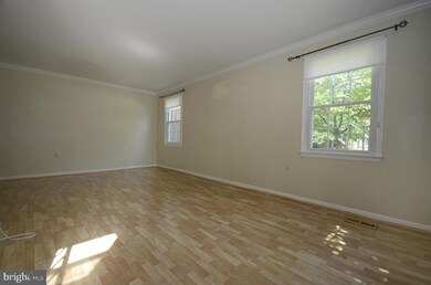 17713 Lochness Cir, Olney, MD 20832 - photo 5