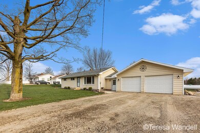 1221 138th Ave, Wayland, MI 49348 - photo 3