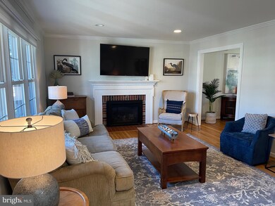 1127 Priscilla Ln, Alexandria, VA 22308 - photo 2