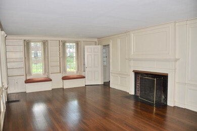 4 Gray Gardens W unit 4, Cambridge, MA 02138 - photo 3