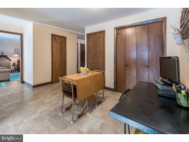 92 Mill Rd, Schwenksville, PA 19473 - photo 7