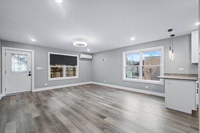 1016 S State St unit 4, Lockport, IL 60441 - photo 5