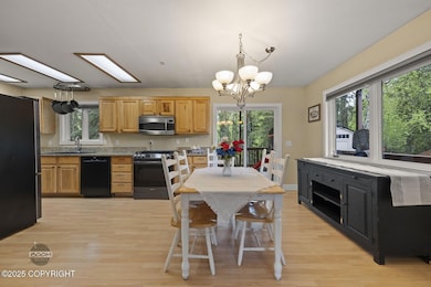 16-web-or-mls-9224 Geese Cir-16