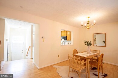 9228 Brewington Ln, Laurel, MD 20723 - photo 6